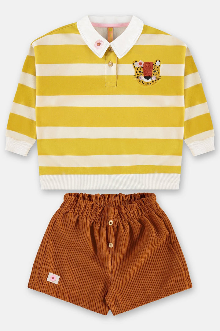 Três e Já White Sweatshirt Polo &amp; Shorts Set